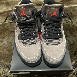 Jordan 4 Taupe Haze